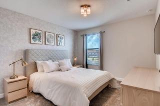 Enchanted Poolside Villa Luxury & Fun Await! - 1552 MC - Davenport - 1