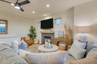 Sunset Serenity by AvantStay Rooftop w Hot Tub Fire Pit 3 Blocks to Beach - 7