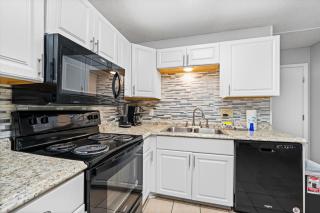 Plantation East #3325 - 7