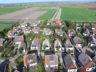 Luxury villa on the water with garden - Callantsoog - 5