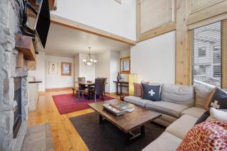 Modern 3 BDR Condo Near Ski Lift and Town with Views - Park City - 4