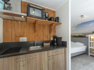 Charming holiday home close to the beach - Sint Maartenszee - 7