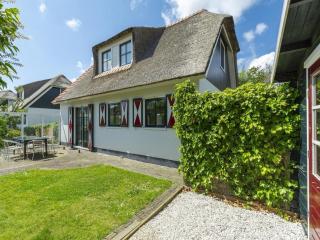 Charming Villa with parasol - Callantsoog - 4