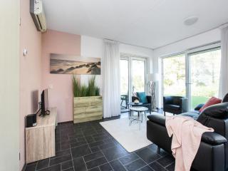 Seaside Elegant Apartment with Terrace - Julianadorp - 0