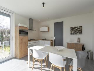 Cozy holidayhome with garden - Sint Maartensvlotbrug - 4