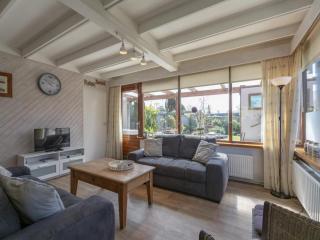 Cozy holiday home near beach - Sint Maartensvlotbrug - 1