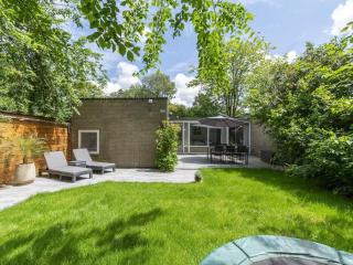 Astonishing bungalow with balcony - Sint Maartensvlotbrug - 4