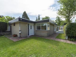 Pleasant holiday home with terrace - Sint Maartenszee - 0
