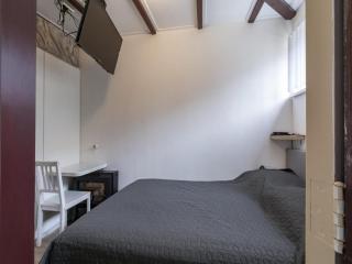 Astounding bungalow with garden - Sint Maartensvlotbrug - 8