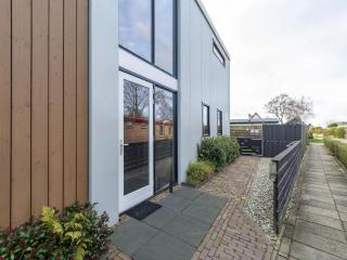 Lush villa with bubble bath - Sint Maartensvlotbrug - 6