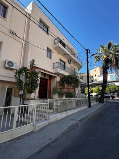 Smart Deluxe StudioN6 private Kitchenette Bathroom to Beach 200m Marina Port 900m - Limassol - 3