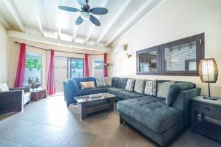 Casa Luna Entire Home - Palm-Eagle Beach - 3