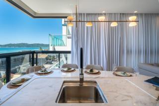 Residencial East Wind 202 - Excelente apartamento 3 Suítes, frente para o mar, piscina, sauna e espaço de lazer com vista para a praia de Mariscal - (Consultar serviços de roupa de cama e banho) - Bombinhas - 4