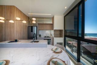 Residencial East Wind 202 - Excelente apartamento 3 Suítes, frente para o mar, piscina, sauna e espaço de lazer com vista para a praia de Mariscal - (Consultar serviços de roupa de cama e banho) - Bombinhas - 2