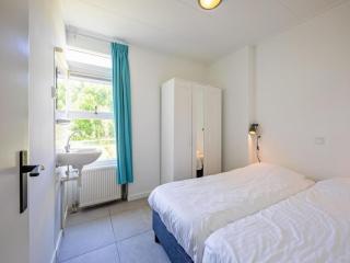 Seaside home with garden - De Koog - 2
