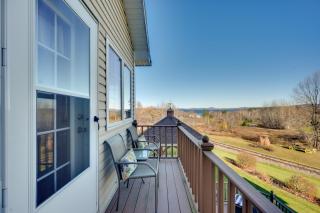 Apartment with Balcony and Lake View in Newport! - Newport - 9