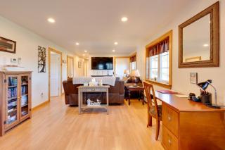 Apartment with Balcony and Lake View in Newport! - Newport - 7