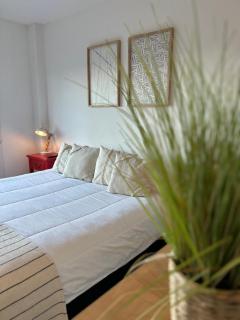 Penguins Flats 3 - 9