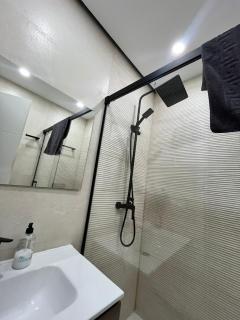 Exclusive Luxury Stay at Plaza Uncibay, Málaga Center - Málaga - 7