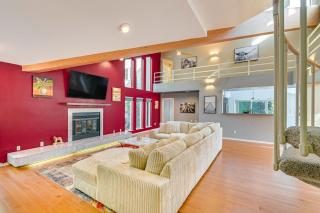 2 Mi to Six Flags Lake George Home with Large Patio - Queensbury - 7