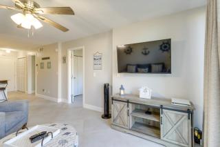 Walk to Blue Heron Beach 1st-Floor Lakefront Unit - Fort Pierce - 5
