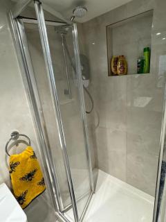 Charming Outback Guest House - Northolt - 4