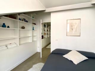 Sant Ambrogio Courtyard Room in shared flat - Milan - 2