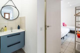 Stunning Andalusian Oasis with Terrace & Pool - 3