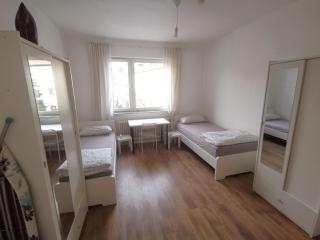 3-Zimmer Wohnung 20min to Fair - max 6 Personen - Seelze - 0
