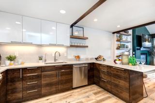 KBM Resorts Aspen Grove Between Deer Valley and Main St Awesome views with a Hot Tub AC for summer AGC-8 - 8