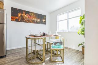 Cozy Mountain View Retreat in Reno - Reno - 0