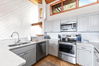 KBM Resorts Ridgepoint Ski-inSki-out access Common Hot Tub Summer pool Tennis Parking in Silver Lake Deer Valley RGT-117 - 9