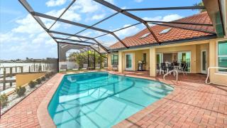 3123 Riverhouse King - Epic Riverfront View - 6