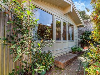 The Lodge - Hurstpierpoint - 0