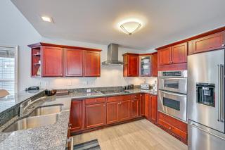 St Joseph River, Lake Michigan Access Luxury Home - Saint Joseph - 2
