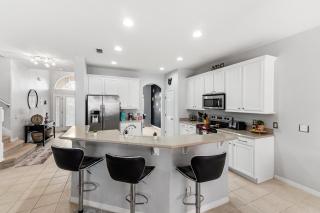 12 Min to Disney Heated Pool Family-Friendly BBQ Game Room & Sleeps 16 Guests - 8