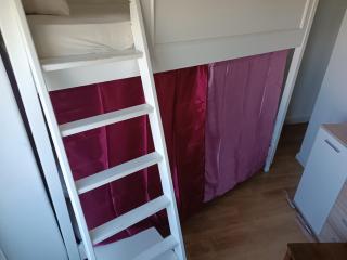 Sams Rooms - Solo Female Guest House - Amadora - 5