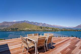 Stunning View on Sunrise - Queenstown - 9