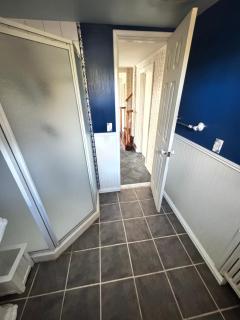 Spacious 3 Bedroom Lakeview Retreat with Private Comfort & Free Parking - 3