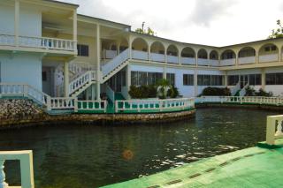 Sahara dela Mer Inn - Montego Bay - 8