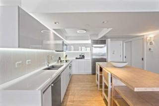 1 Hotel 5Star 1BR-1BA Beachfront Residence w-Balcony - Miami Beach - 9