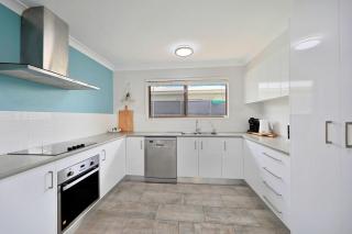Villa on Miller - Bargara - 1
