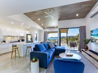 Hidden Cove 17, Hamilton Island - - free buggy included - Hamilton Island - 2