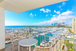 Ilikai Tower 943 Yacht Harbor View 2BR - Honolulu - 6