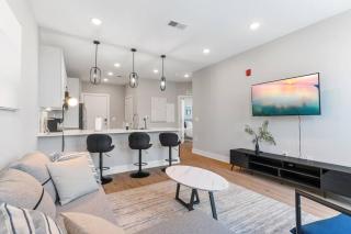 Sleeps 6 - Pier Views - Near Fishtown and Old City - Philadelphia - 8