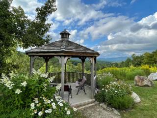 Wades World AC Pool Tennis Bike to Mountain - Killington - 1