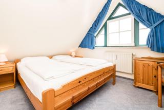Haus-Kaept-n-Hein-Cors-1-OG-DG - Wenningstedt - 1