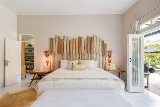 Villa Bloom 3 - Coastal Beach Villa 2 brm Sleeps 4 SEMINYAK BEACH - Seminyak - 1