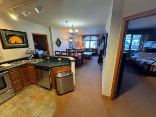 Ski-In Ski-Out Condo at Zephyr Mountain Lodge 1518 - 5