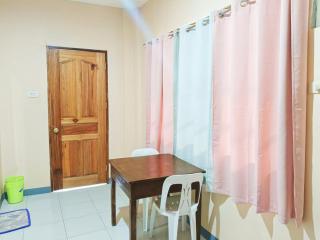 James Homestay - 5
